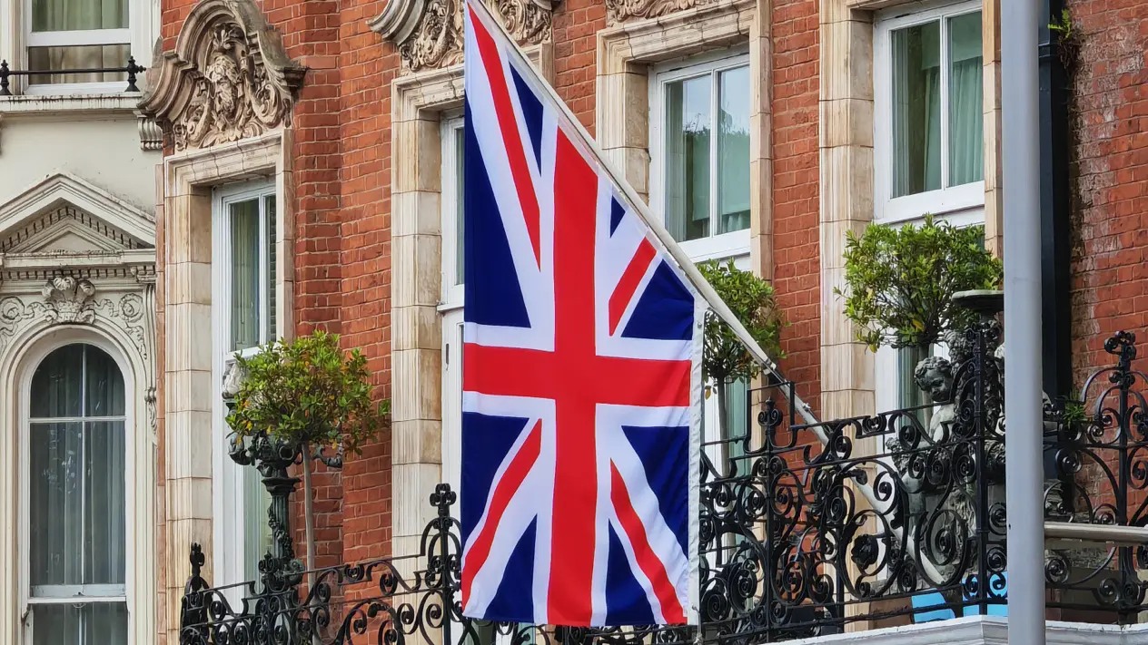 £1.82M Bridging Loan – Historic Office Building, Wimbledon