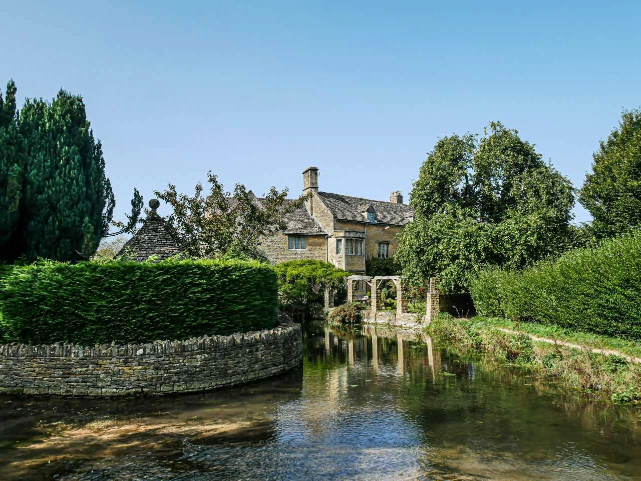 £3m Bridging Loan for Cotswolds Residential Asset